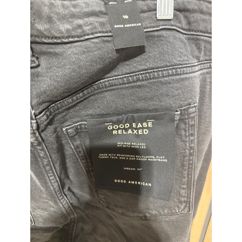 Good American NWT Good Ease Relax Jeans - Size 18 Plus - MSRP: $169 - Picture 8 of 9